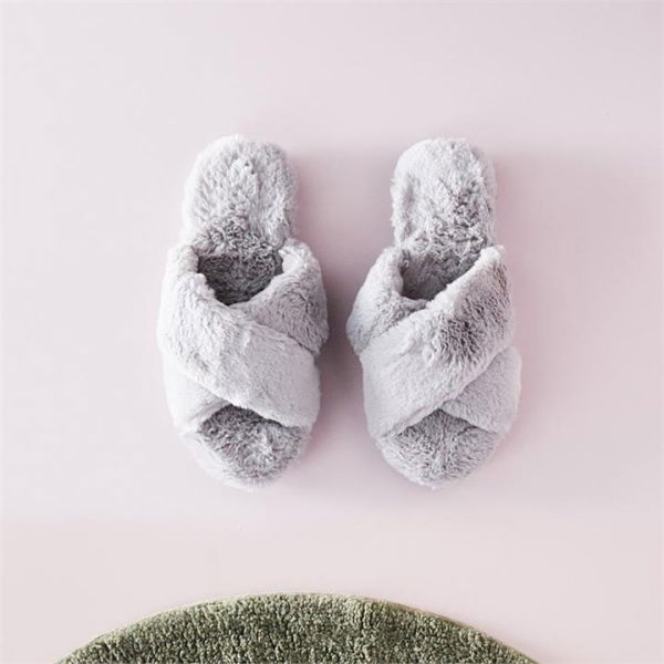 Adairs Grey MED/LRG Crossover Fur Slipper M/L Cloud Crossover