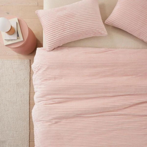 Adairs Soft Pink Fur Ribbed Quilt Cover Set (Pink Double)