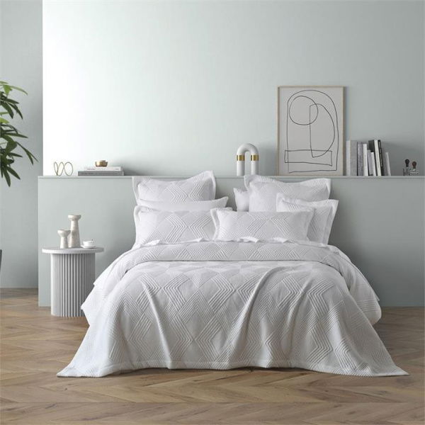 Bianca Cassiano White Coverlet Set By Adairs (White Queen/King)