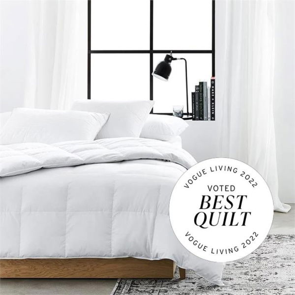 Downtime White Double Supreme Silver Goose Quilt