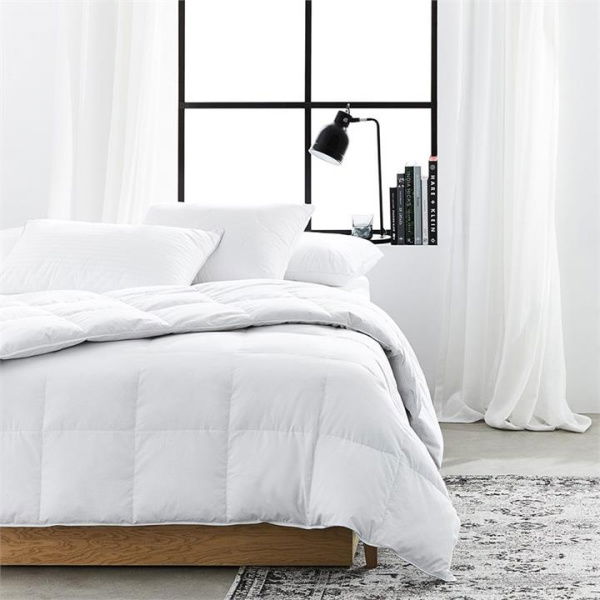 Downtime Supreme Silver Goose Quilt - White By Adairs (White Super King)