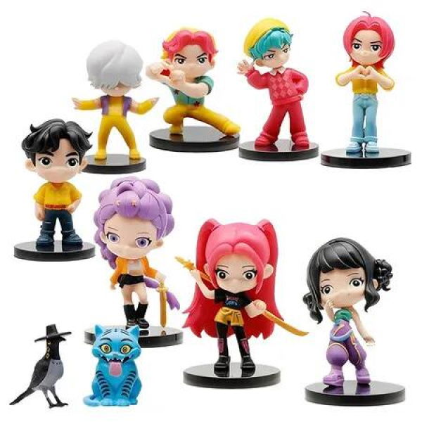 10 Pcs K pop Idol Mini Doll Figurine Set, Cute Collectible Display Decor, Birthday for K pop Fans and Collectors