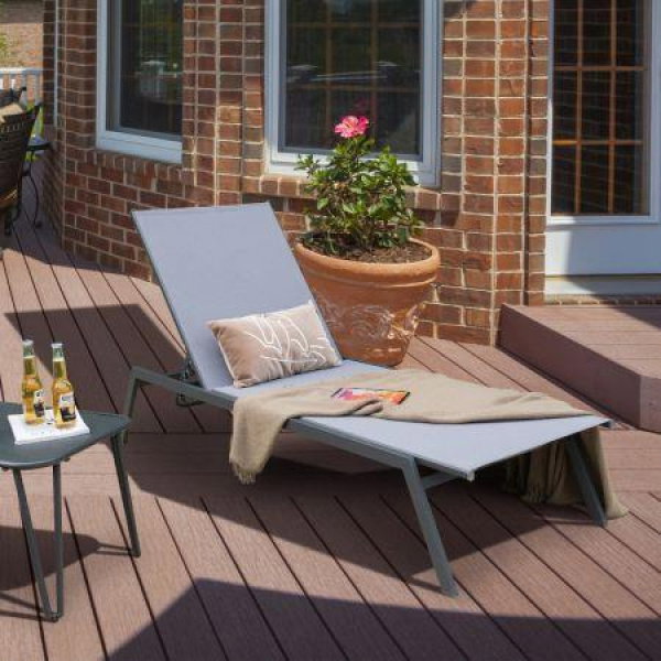 6-Position Outdoor Adjustable Chaise Lounge Chair For Poolside & Backyard.