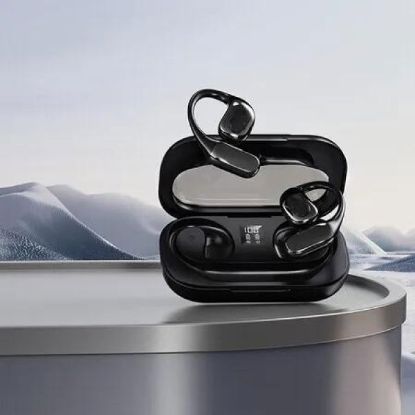 AI Language Translator Earbuds,Real Time Translation Earbuds Supporting 150 Languages,Translation Device for Learning Travel Business,Black