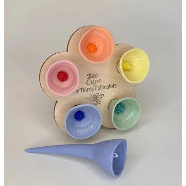 Bee Drinking Cup Insect Pollinator Mini Colourful Garden Verandah Outdoor Decor Thirsty Bees Drinker Watering Station