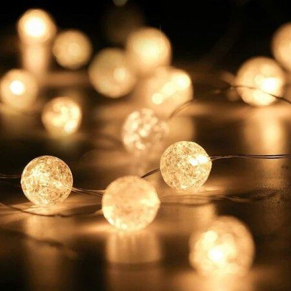 Christmas Lights 10ft Frosted Globe Lights 30 LED Battery Operated Soft White Globe Decorative Lights For Bedroom