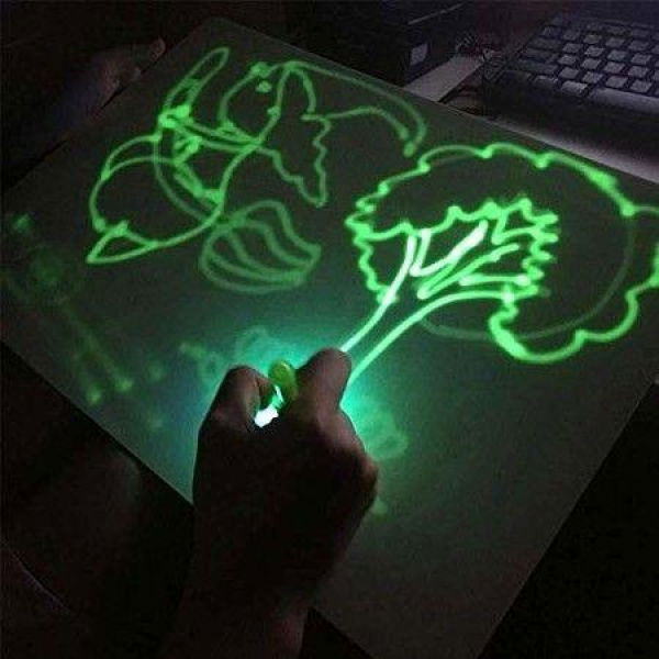 Draw With Light Fun Drawing Board Pad For Kids Glow LED Pen Developing Drawing Or Writing Skills