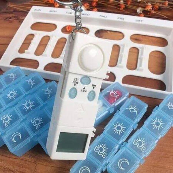 Electronic Digital Pill Box: Automatic Weekly Pill Dispenser and Organiser for Medication Management