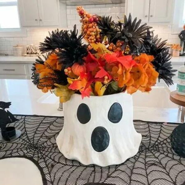 Ghost Bucket Decor, Ghost Vase,Ghost Planter Pot,Ghost Bucket Vase,Halloween Ghost Bucket,Ghost Vase Halloween,Halloween Ghost Planter for Home Decor (Size:Large 20cm)