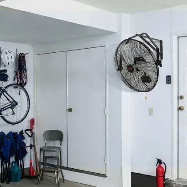 Industrial Wall Mount Fan Waterproof Metal Fan 17.6'' 3 Speed Airflow