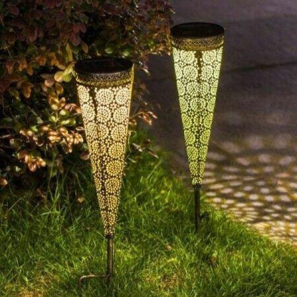 Metal Solar Pathway Lights Garden Outdoor Waterproof Decorative Stakes For Walkway Yard Lawn Patio (2 PCS)