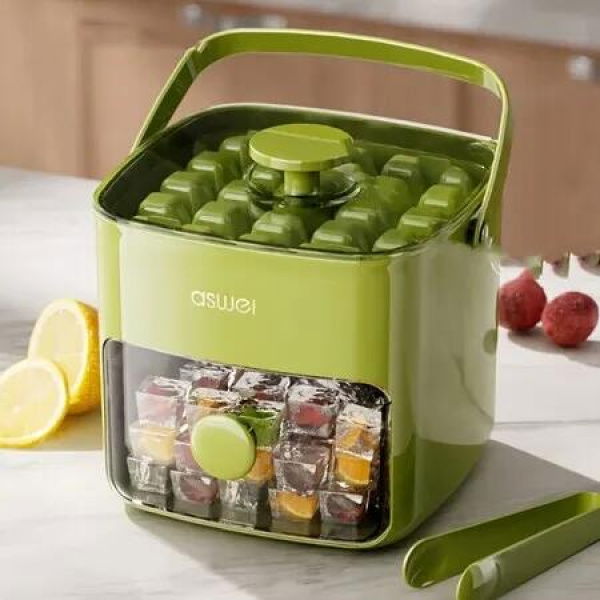 Portable Large Capacity Ice Maker with ABS Storage Tray For Fridge Kitchen Perfect for Parties,Outdoor Events Color Green