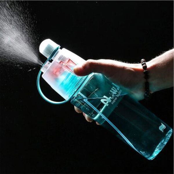 Portable Water Spray Cup 600ml Solid Plastic Bottle For Summer Sports