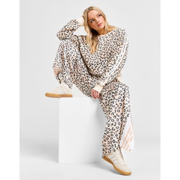 adidas Originals 3-Stripes Leopard Boxy Crew Sweatshirt