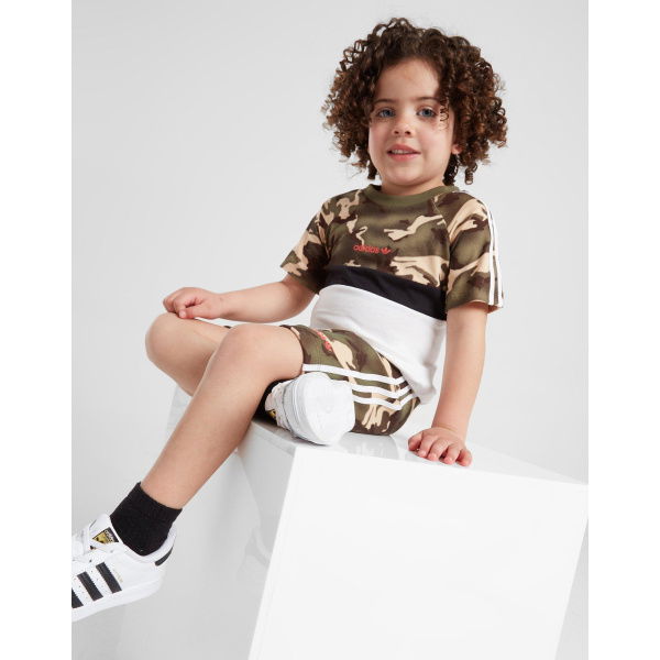 adidas Originals Camo Print T-Shirt/Shorts Set Infant