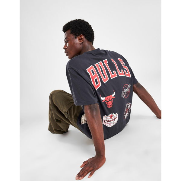 Mitchell & Ness Chicago Bulls T-Shirt.