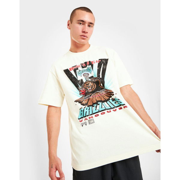 Mitchell & Ness Vancouver Grizzlies T-Shirt.