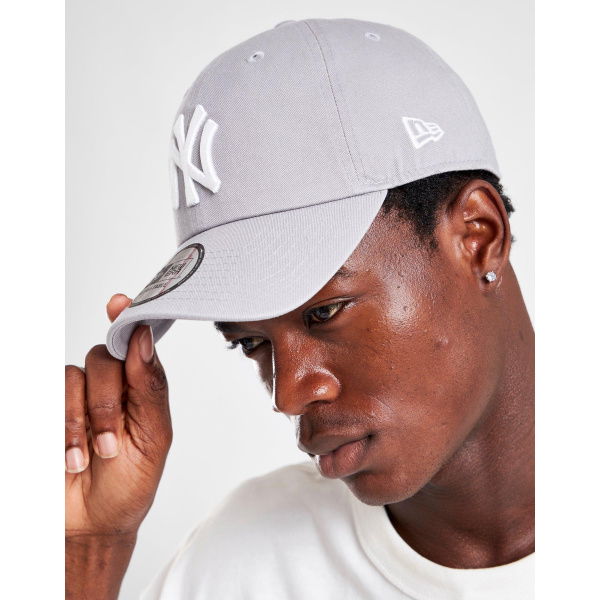 New Era Casual Classic NY Yankees Cap