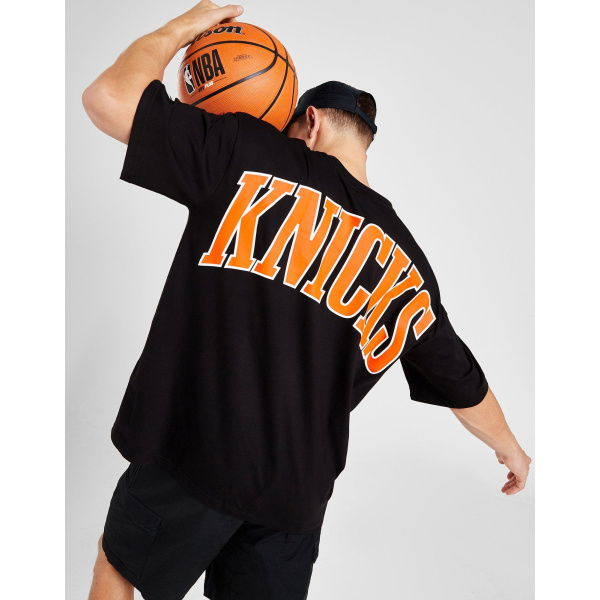 New Era NBA New York Knicks Logo Oversized T-Shirt