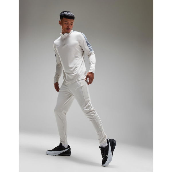 Nike Academy Essential Track Pants