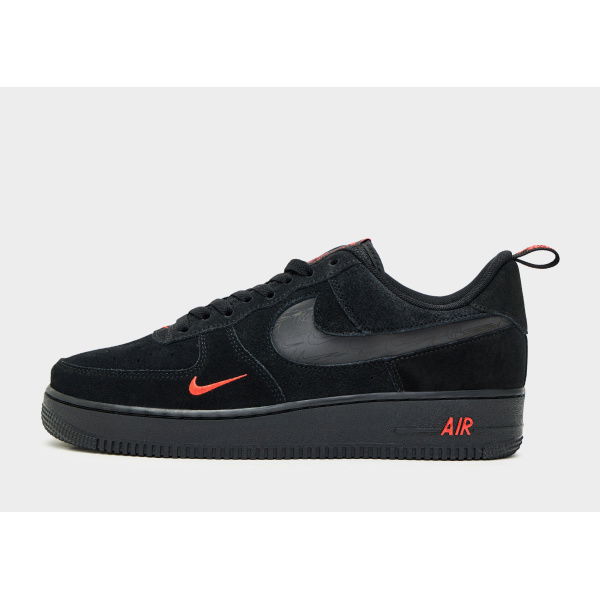 Nike Air Force 1 07 LV8