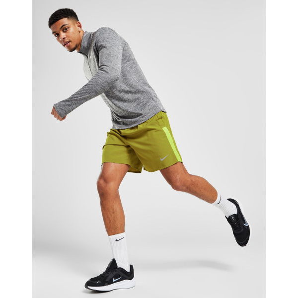 Nike Challenger 7 Inch Shorts