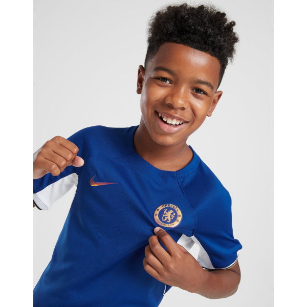 Nike Chelsea FC 2023/24 Home Shirt Junior.