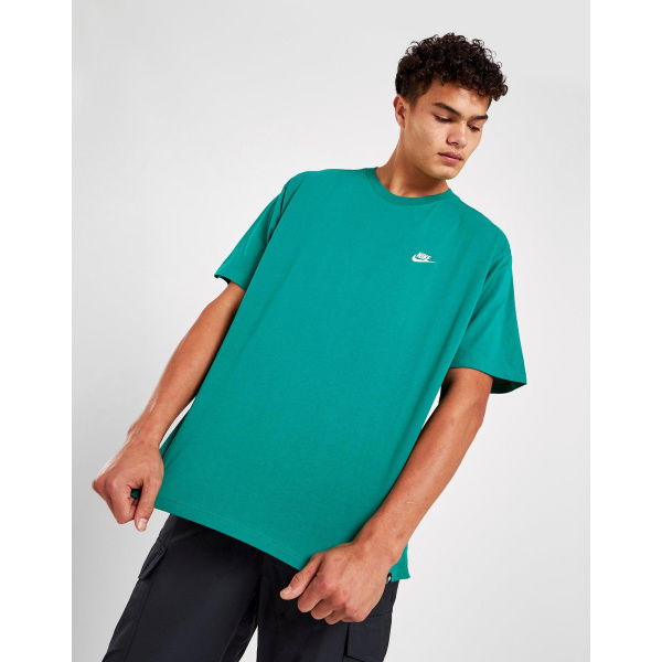 Nike Club T-Shirt