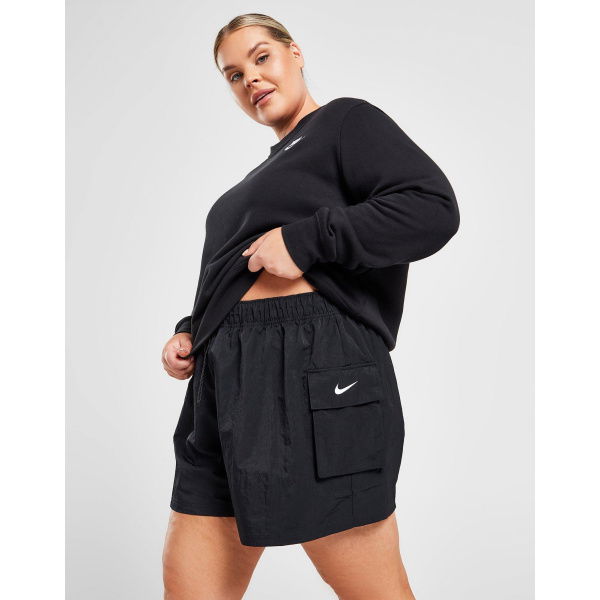 Nike Plus Size Essential Woven Cargo Shorts