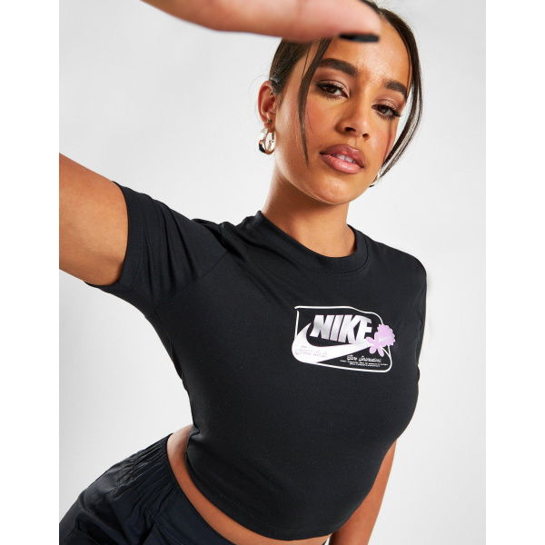 Nike Slim Cropped T-Shirt