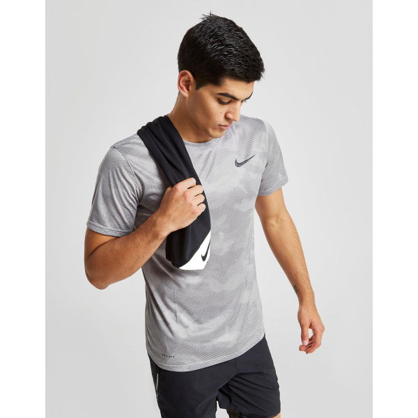 Nike Small Cooling Towel