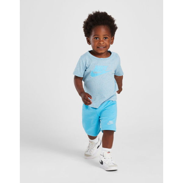 Nike Sportswear Club T-Shirt/Shorts Set - Infant.