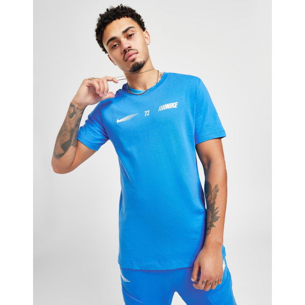 Nike Standard Issue T-Shirt