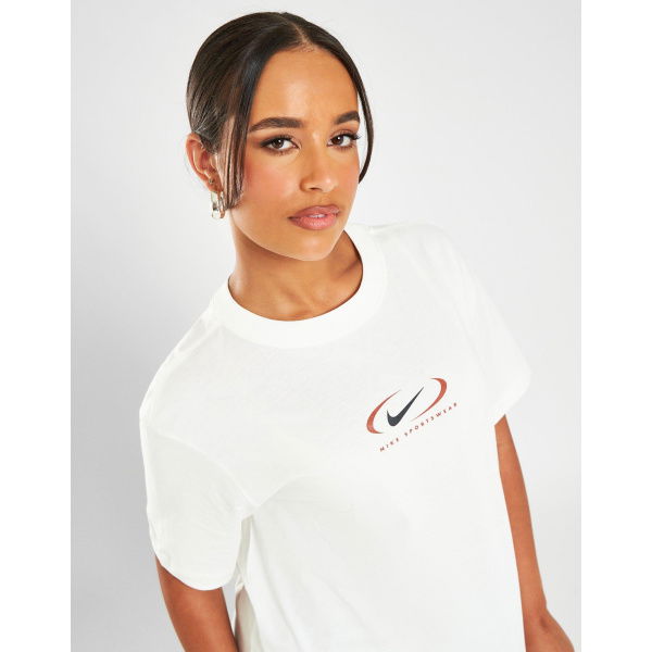 Nike Swoosh T-Shirt