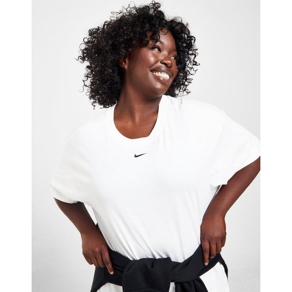 Nike Trend T-Shirt Plus Size