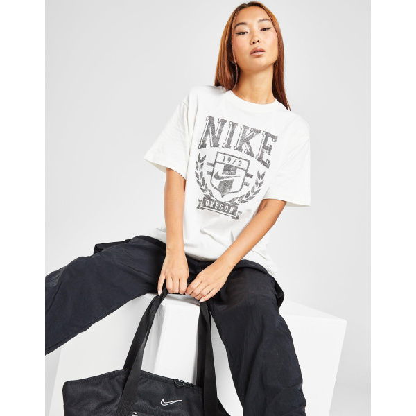 Nike Varsity Boyfriend T-shirt