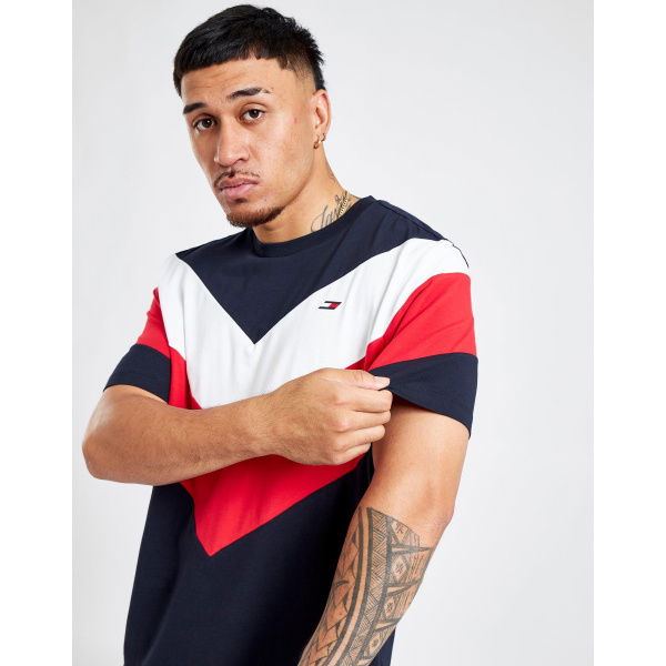 Tommy Hilfiger Chevron T-Shirt