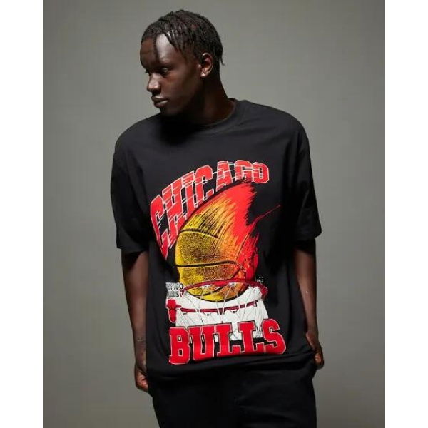 New Era Chicago Bulls Oversized Tee Black