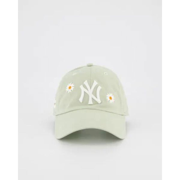 New Era Ny Yankees Daisy Casual Classic Cap Soft Grass, White