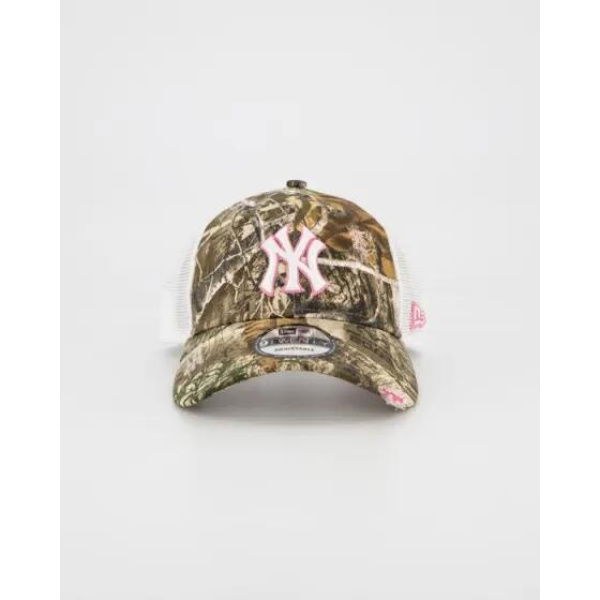 New Era Ny Yankees Distressed Trucker Cap Pink