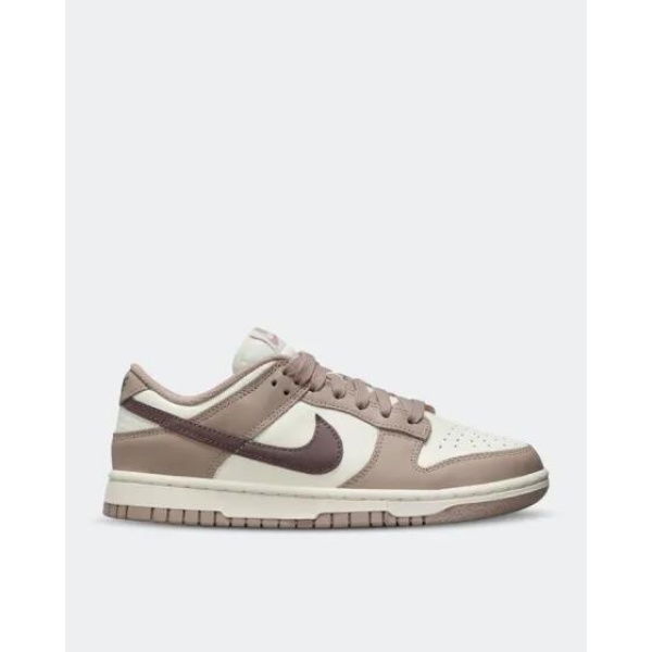 Nike Womens Dunk Low Sail