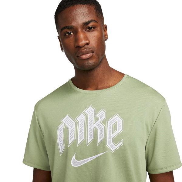 Nike Mens Dri-FIT UV Run Division Miler Top rebel