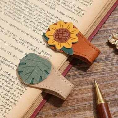 2PCS Vintage Magnetic Leather Bookmark,Leather Magnetic Bookmarks for Women,Magnetic PU Bookmarks Clip Book Accessories