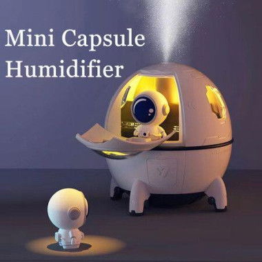 Astronaut Air Humidifier Electric Ultrasonic Aroma Essential Oil Diffuser Colorful LED Light Mist Sprayer Gifts Color White