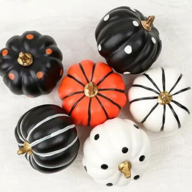 Halloween Decorations Indoor, Set of 6 Halloween Pumpkin Decor, Black White and Orange Pumpkins Artificial Pumpkins for Crafts Fall Decorations for Home Halloween Thanksgiving Decor