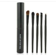 Detailed information about the product MAKE-UP FOR YOU Portable 5-in-1 Cosmetic Make-up Brushes Eye Shadow Set - Black