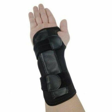 Right Wrist Sleep Support Brace - Cushioned To Help With Carpal Tunnel And Relieve And Treat Wrist Pain Adjustable Fitted - (Right Hand)