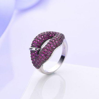 S925 Sterling Silver Stone Crested Fashion Lips Ring With Piercing