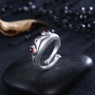 Detailed information about the product Sterling Silver Ring Frog Retro Personality Creative Animal Neutral Red Garnet Frog Opening Adjustable Ring Fine Jewelry