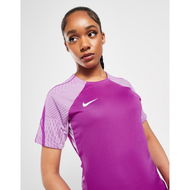 Detailed information about the product Nike Strike T-Shirt